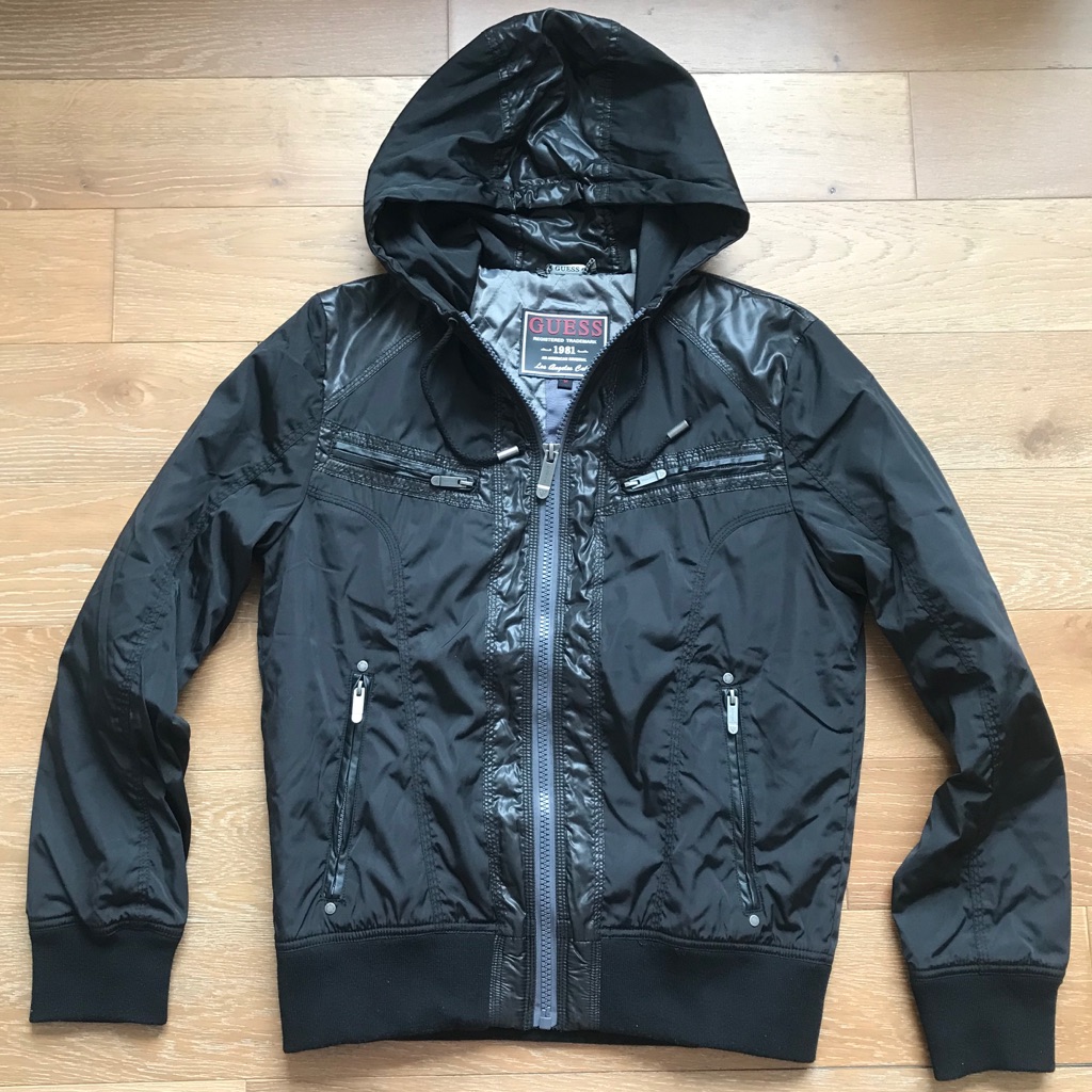 Hostpick Guess Jacket With Hoodie